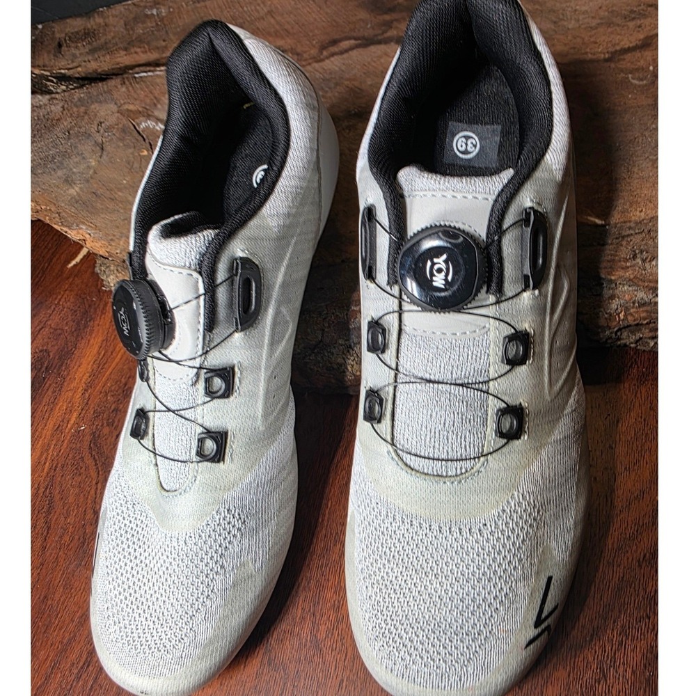YOW Road Cycling Shoes Womens Size 8.5/39White GoMOZ Dial Cleat Compatible